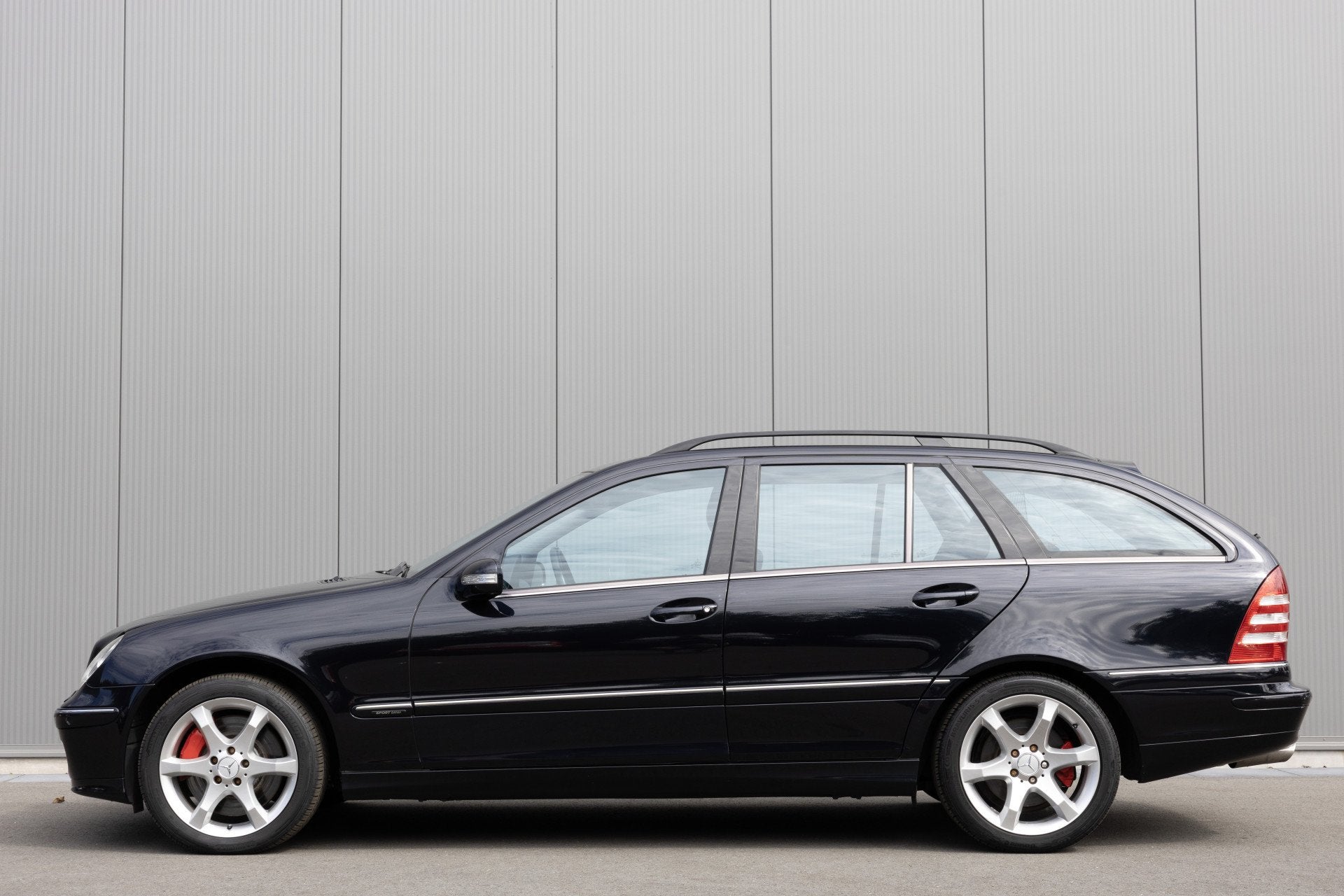 Mercedes-Benz C-Klasse Combi 350 | V6 | 4-Matic | LEDER | H&, Automaat, Gebruikt, Zwart, Blauw