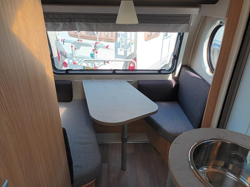 T@B Metropolis 400, Caravans en Kamperen, Caravans, Bedrijf, Treinzit, 4 tot 5 meter, T@b