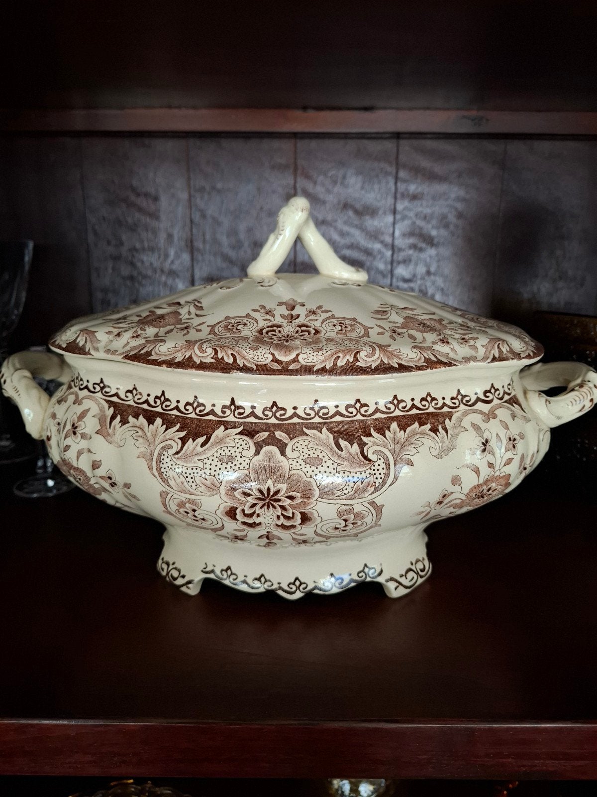 Antieke Soepterrine Dordrecht B.F.K. Bruin Bloemmotief, Ophalen of Verzenden