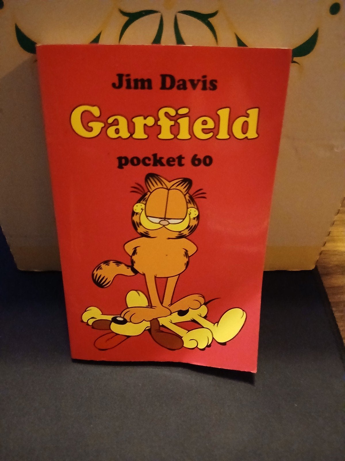 Garfield boekje, Eén stripboek, Ophalen of Verzenden, Gelezen