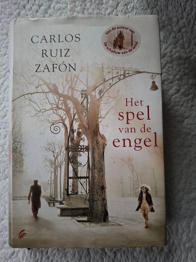 Carlos Ruiz Zafón - Het spel van de engel, Ophalen of Verzenden, Gelezen, Carlos Ruiz Zafón