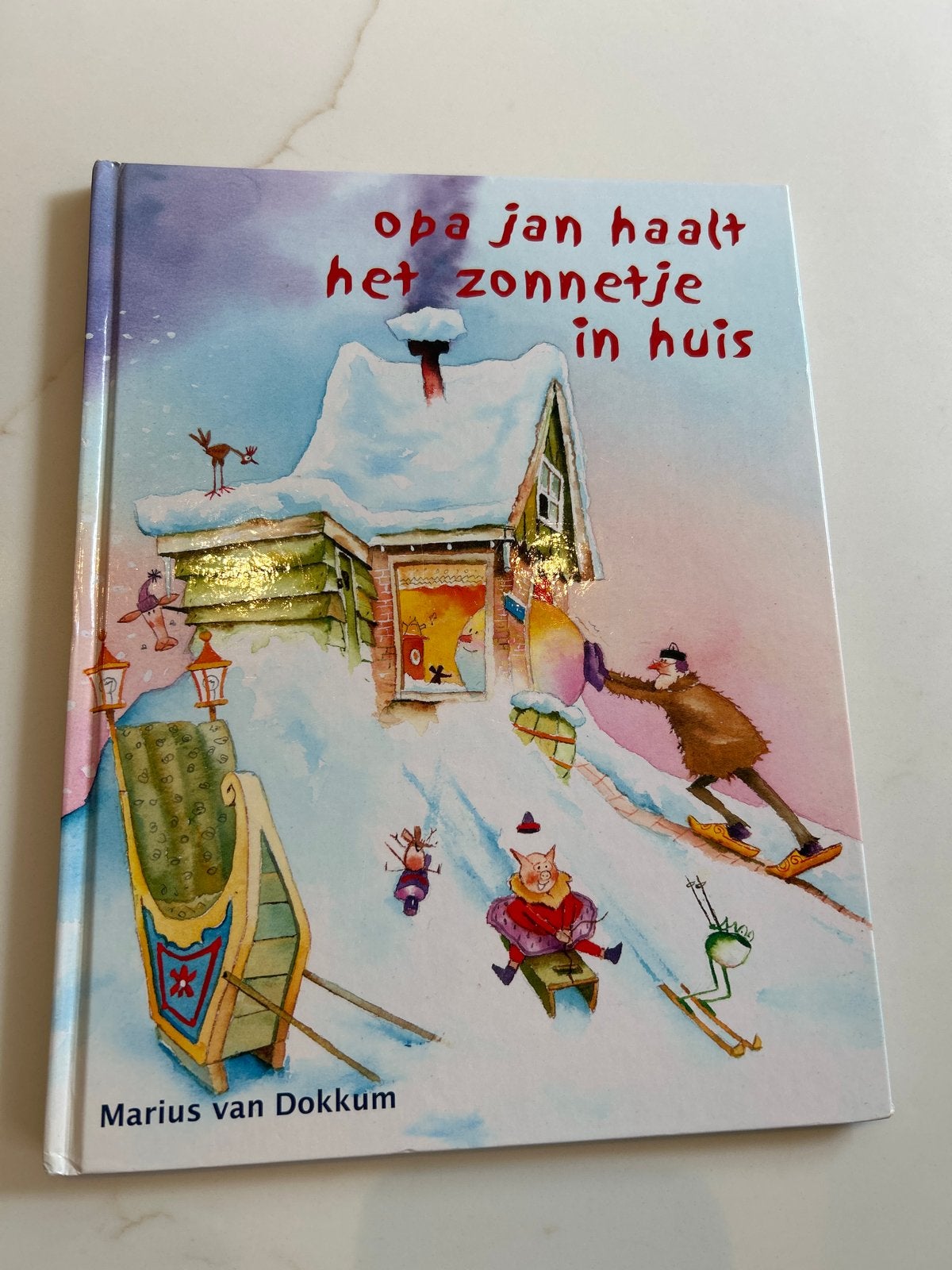 Opa Jan haalt het zonnetje in huis - Marius van Dokkum, Boeken, Ophalen of Verzenden, Zo goed als nieuw, 2 tot 3 jaar