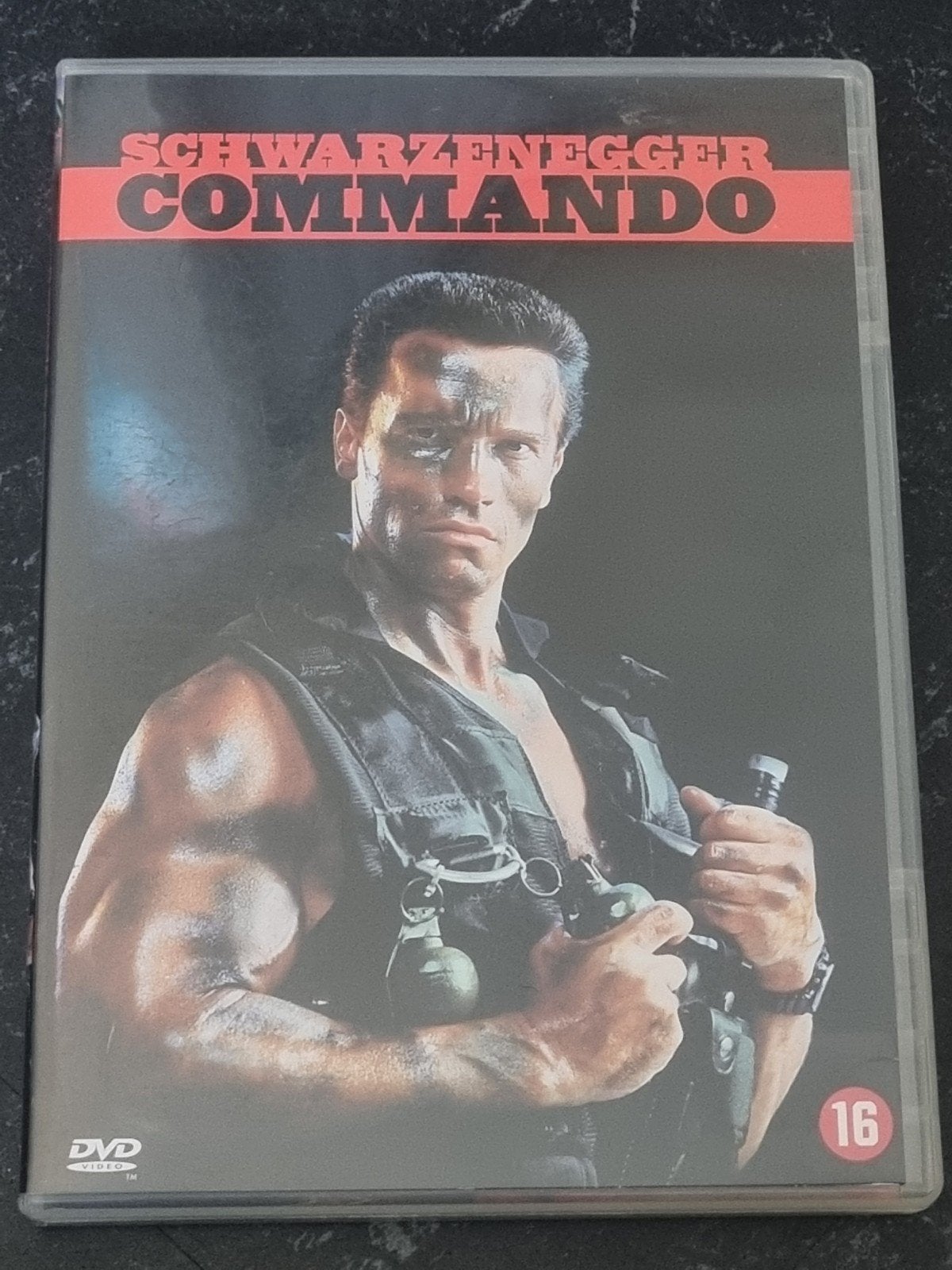 Commando DVD - Arnold Schwarzenegger Actieklassieker, Vanaf 16 jaar, Nederlands, Actie, Ophalen of Verzenden