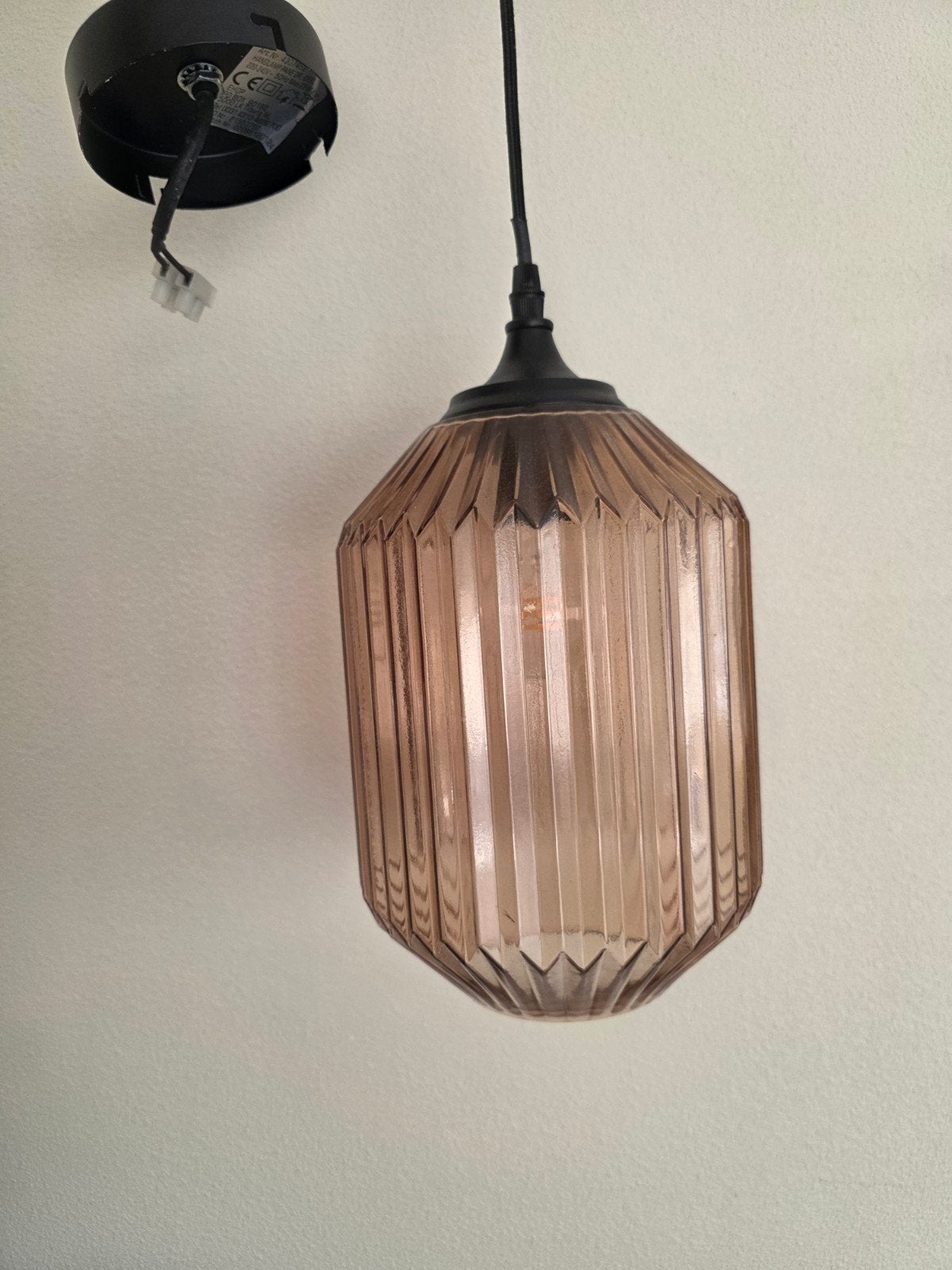 Twee moderne hanglampen van Kwantum, Ophalen, Modern, Industrieel, E27 (groot), Zo goed als nieuw