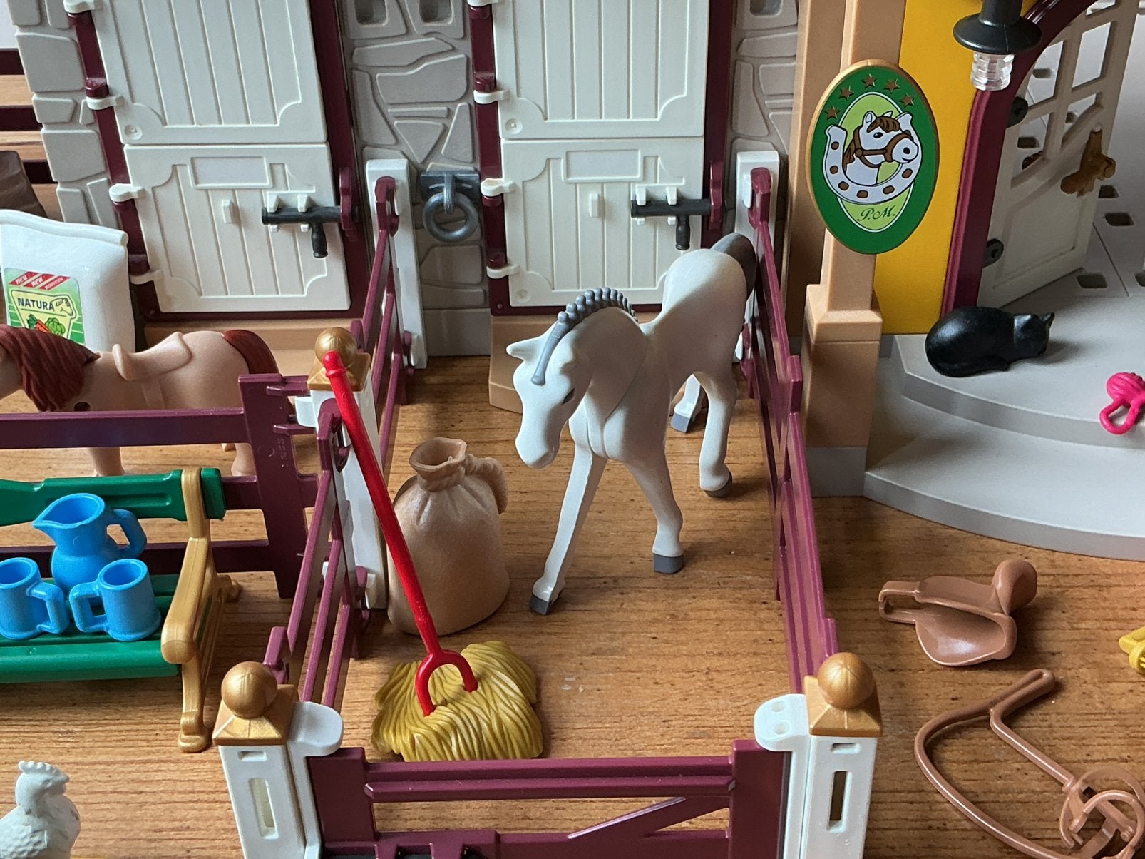 Foto 6 van PLAYMOBIL UITGEBREIDE GROTE PAARDENMANEGE 🐎 🐎 SUPERSET !!