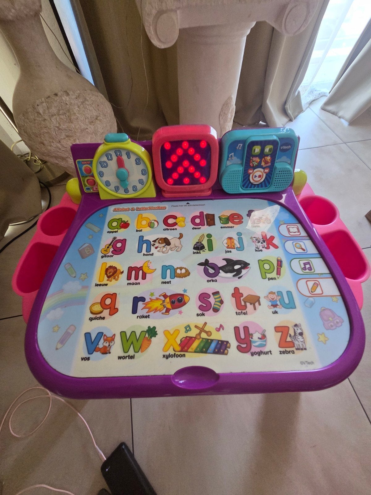 VTech Speeltafel met BBQ en accessoires, Kinderen en Baby's, Ophalen, Gebruikt, Taal en Lezen, Met licht
