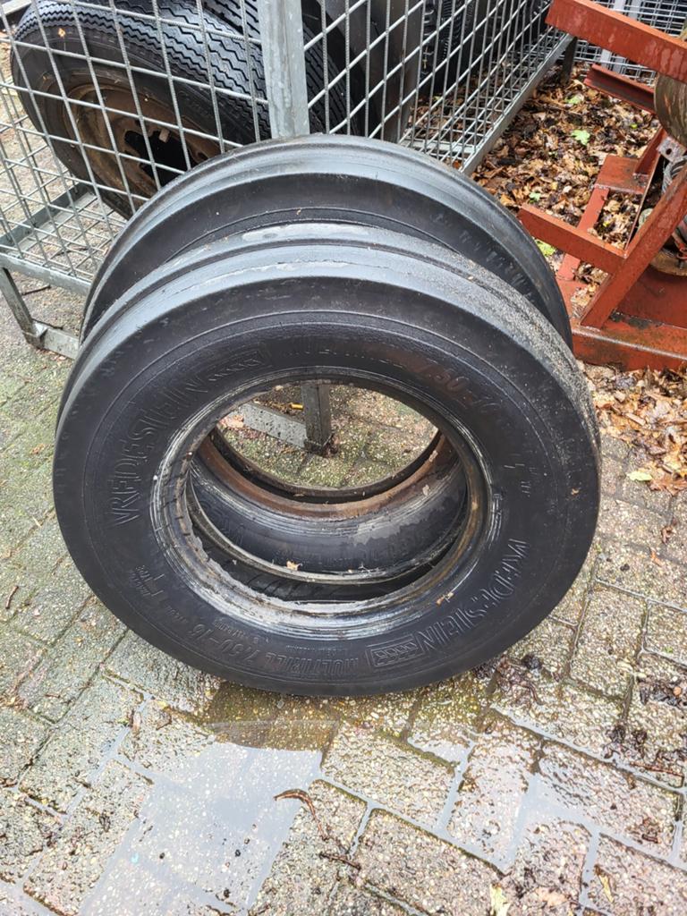 Zandbak tractorbanden voorbanden, Ophalen