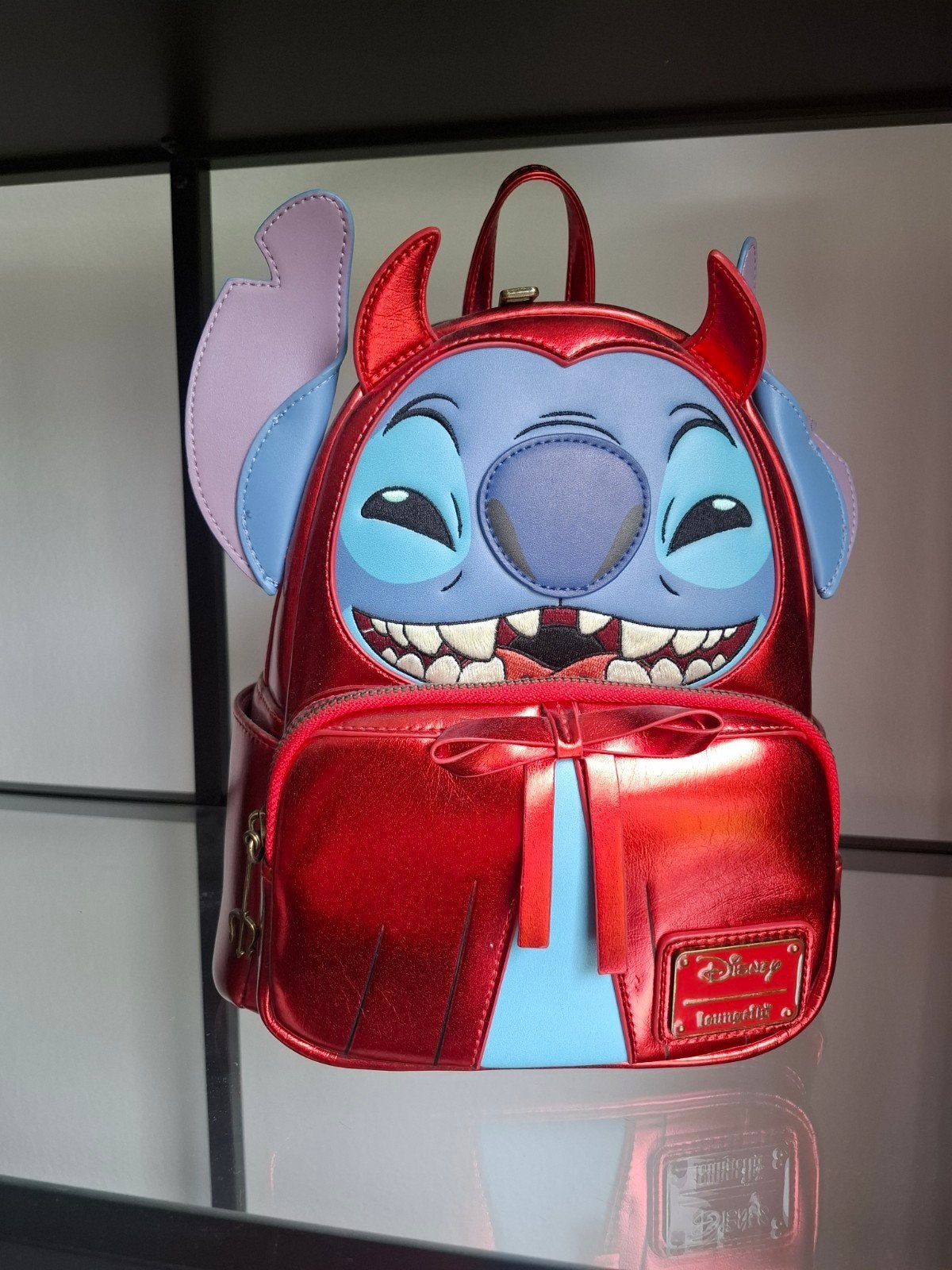 Devil stitch loungefly backpack, Ophalen of Verzenden, Overige figuren, Nieuw, Tas, Koffer of Zak