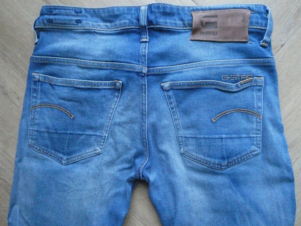 Mooie Gstar heren 3301 Low Tapered spijkerbroek maat 30-32, Blauw, Nieuw, W32 (confectie 46) of kleiner, Ophalen of Verzenden