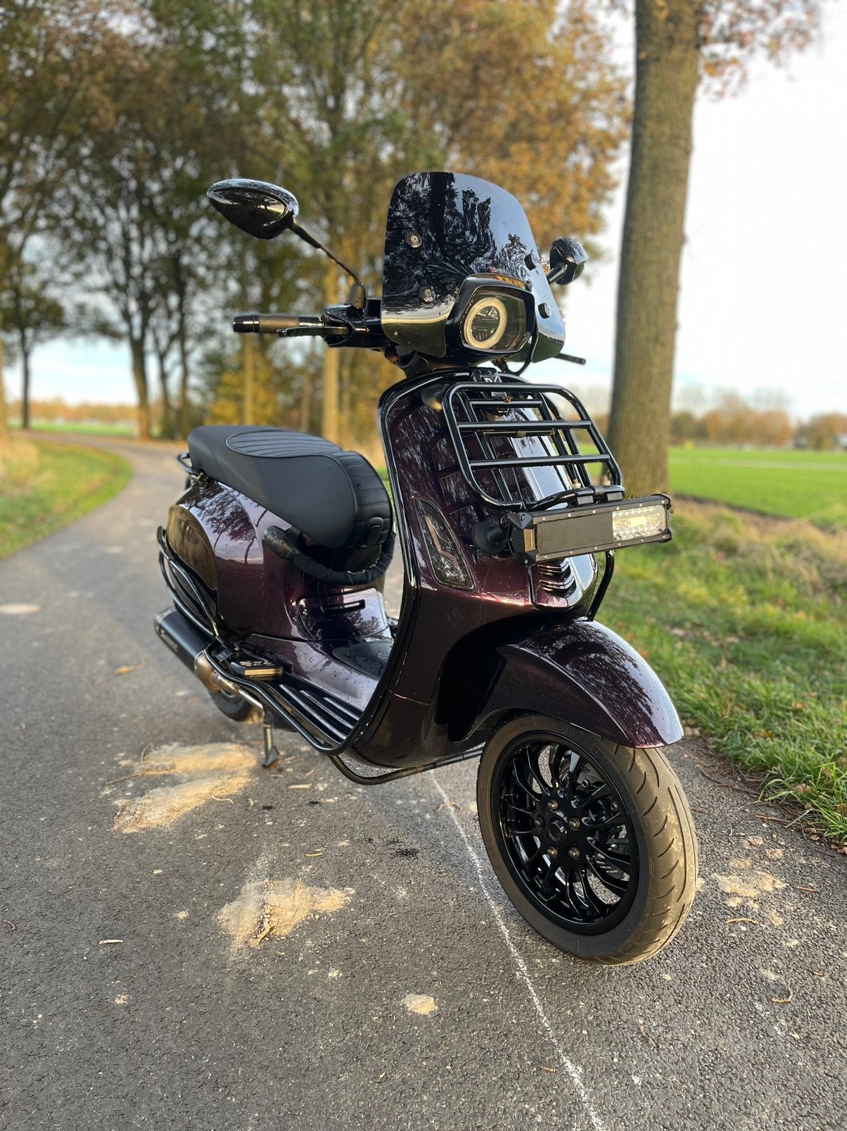 Vespa sprint 80cc 4t 4v brom, Ophalen, Zo goed als nieuw