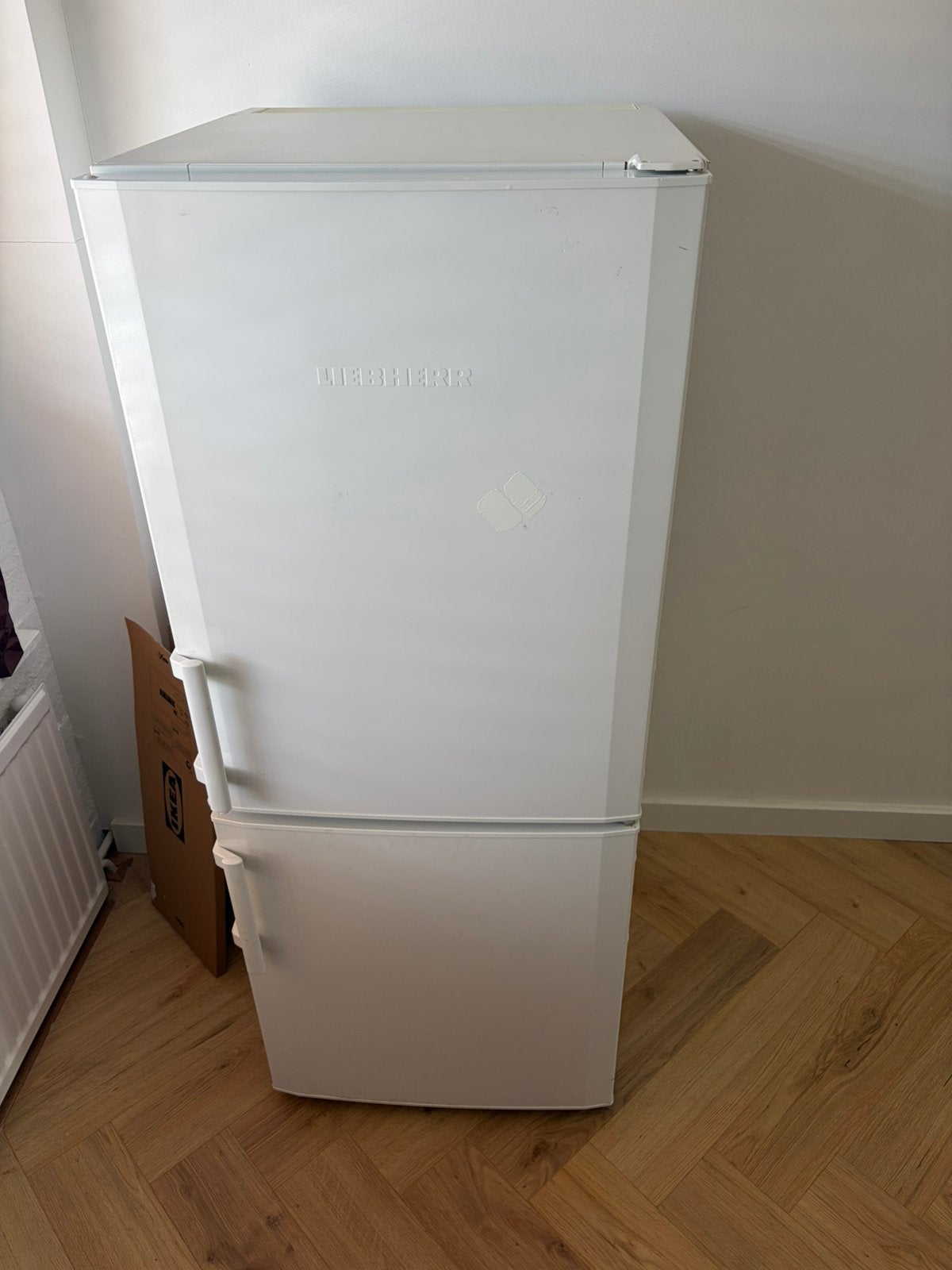 Liebherr Comfort koel-/vriescombinatie CUP 2221, Witgoed en Apparatuur, Koelkasten en IJskasten, Zo goed als nieuw, Met aparte vriezer