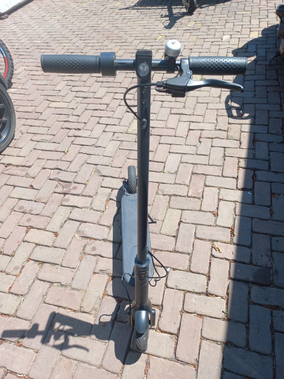 I-tronic elektrische step - 2 jaar oud, zo goed als nieuw, Fietsen en Brommers, Steps, Ophalen of Verzenden, Zo goed als nieuw