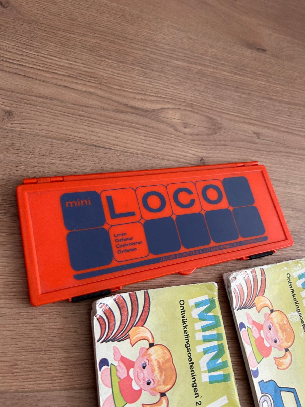 Mini Loco met 4 boekjes - Educatief spel, Kinderen en Baby's, Speelgoed | Educatief en Creatief, Ophalen of Verzenden, Gebruikt