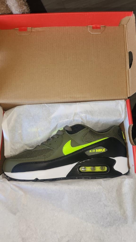 Nike Kids
Air Max 90 "Medium Olive/Volt" sneakers, Sport en Fitness, Schaatsen, Overige merken, Overige typen, Nieuw, Ophalen of Verzenden