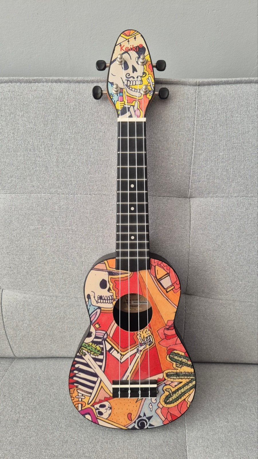 Ortega Keiki K2-EM Ukulele - Zo goed als nieuw met standaard, Ophalen of Verzenden, Zo goed als nieuw, Ukelele