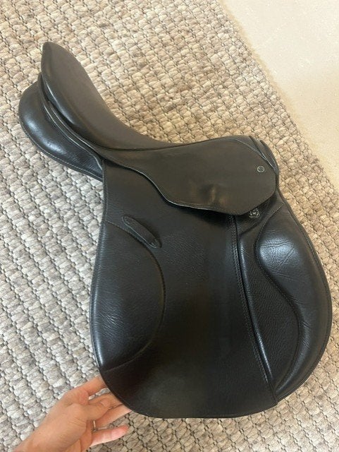 Stübben Edelweiss Deluxe close-contact springzadel, Dieren en Toebehoren, Ophalen, Gebruikt, Vlakke zit, Stubben
