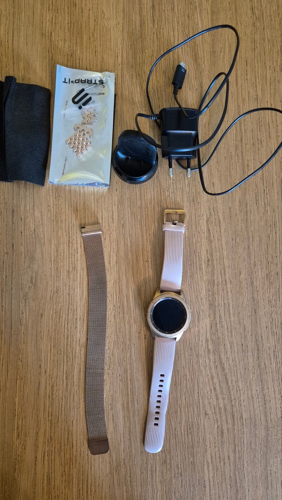 Samsung Galaxy Watch 42mm Roségoud met extra bandjes, Ophalen, Gebruikt, GPS, Samsung