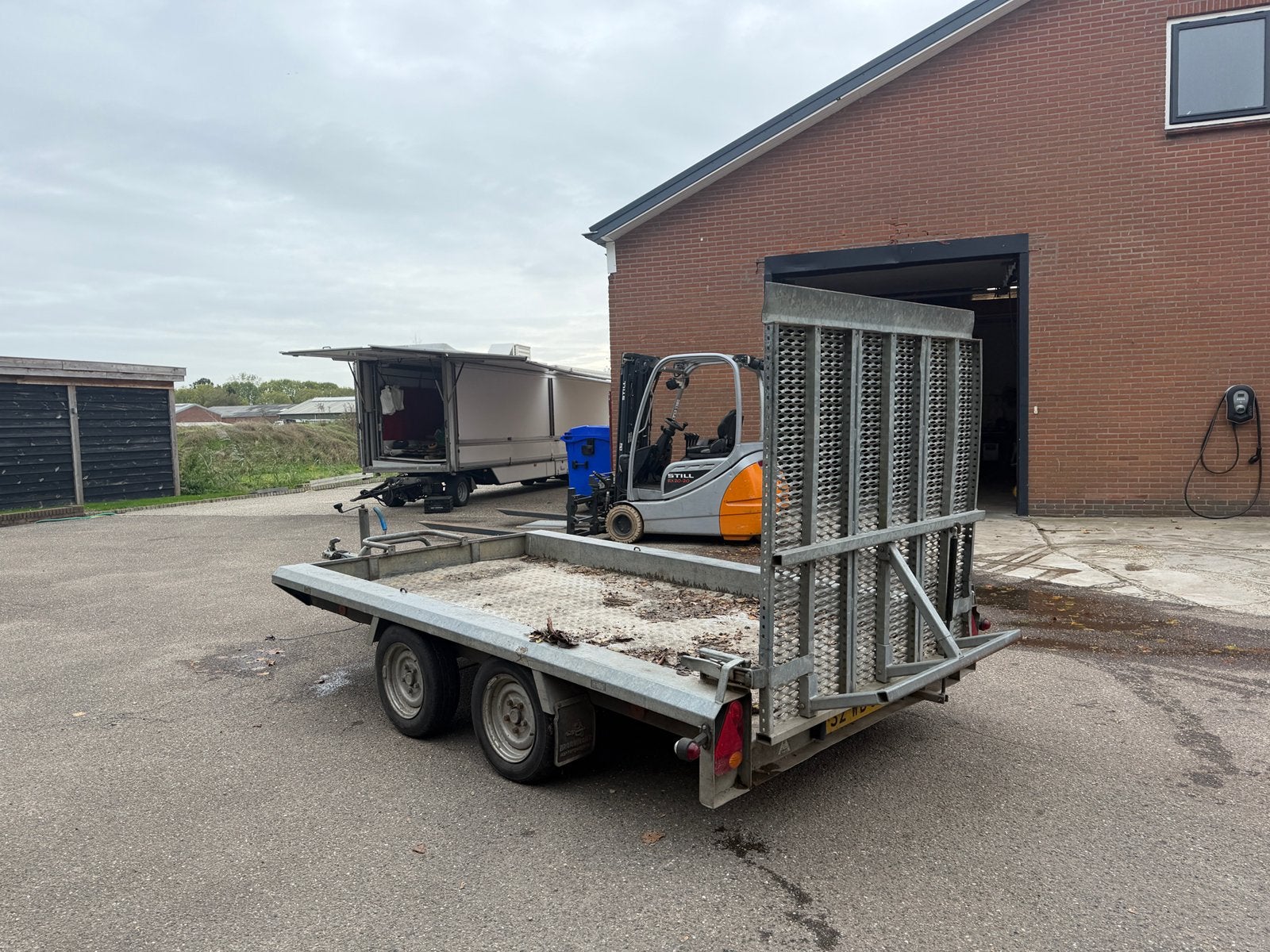 Hapert machinetransporter .300x150 2700kg