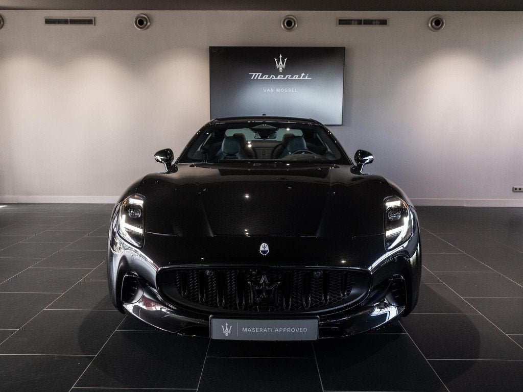 Maserati GranTurismo AWD Folgore 92.5 kWh 761pk | 2 jaar gar, Auto's, Maserati, Automaat, Stof, Gebruikt, Zwart