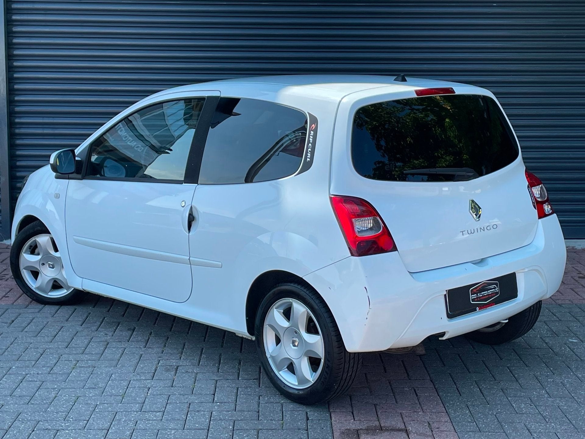 Renault Twingo 1.2-16V Authentique Airco | Elektr Ramen | Lu, Auto's, Voorwielaandrijving, 31 €/maand, 4 cilinders, 4 stoelen