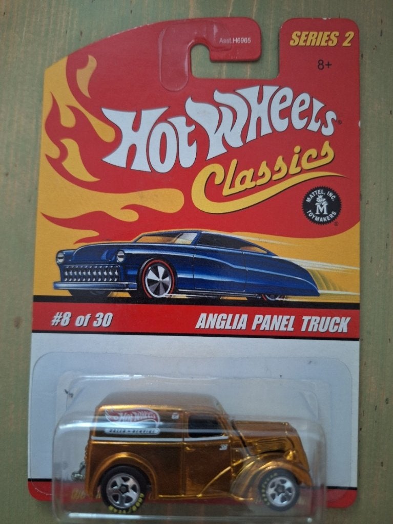 Hot Wheels Classics Series 2 Ford Anglia Spectraflame Gold, Ophalen of Verzenden, Zo goed als nieuw, Auto
