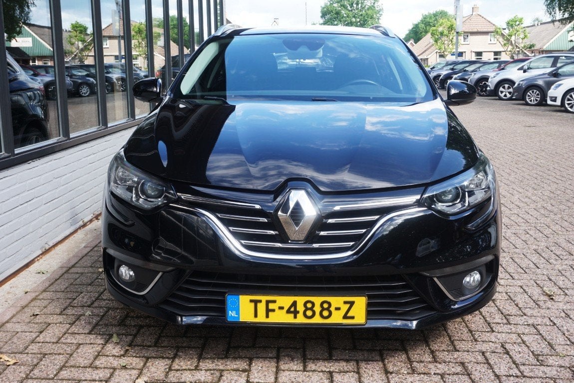 Renault Mégane Estate 1.2 TCe Limited (bj 2017, automaat), 12 maanden, Gebruikt, Euro 6, 4 cilinders