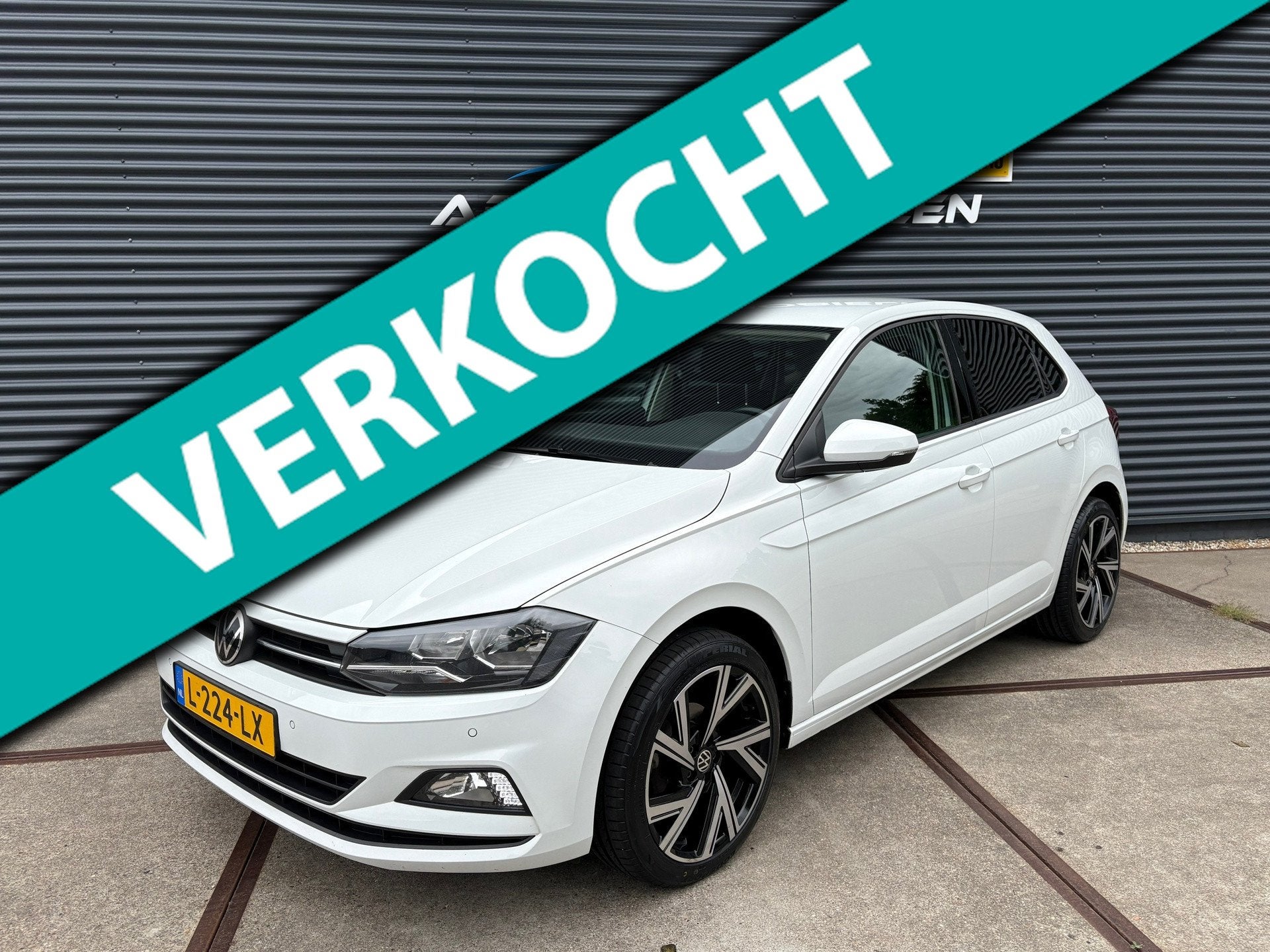 Volkswagen Polo 1.0 TSI Comfortline CARPLAY/ PARKEERSENSOREN, Voorwielaandrijving, Dealer onderhouden, 1063 kg, Gebruikt