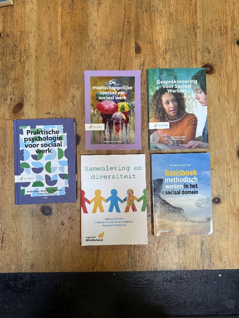 HBO Social work boeken Windesheim (eerste helft)leerjaar 1, Boeken, Ophalen of Verzenden, Alpha, Zo goed als nieuw, HBO