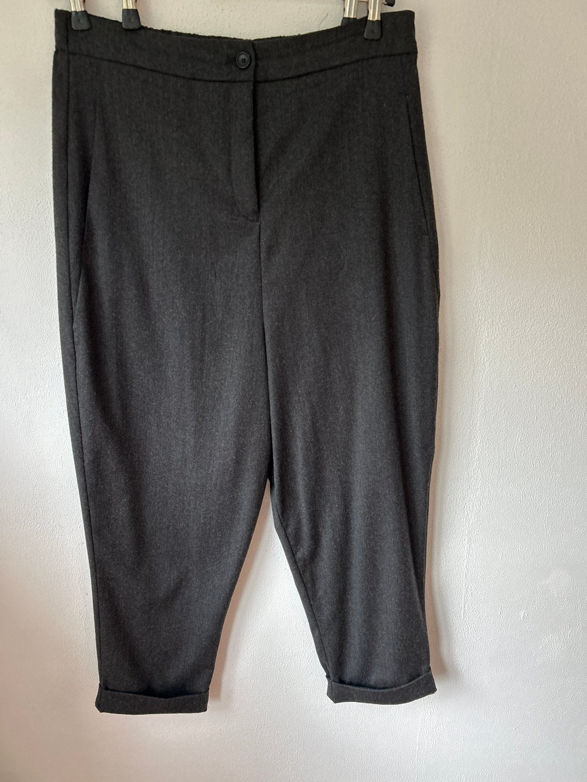 Oska 2 antraciet kleur laag kruis, Kleding | Dames, Maat 38/40 (M), Ophalen of Verzenden, Zo goed als nieuw, Grijs