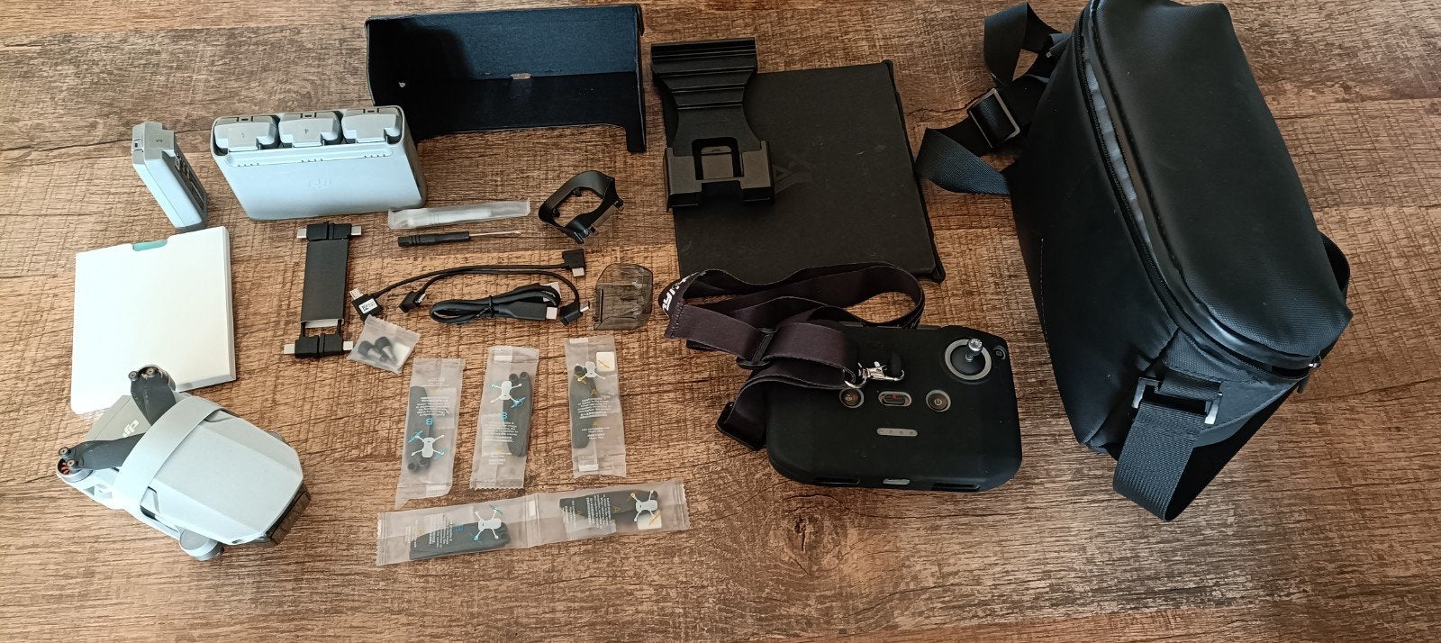 DJI Mini 2 Fly More Combo