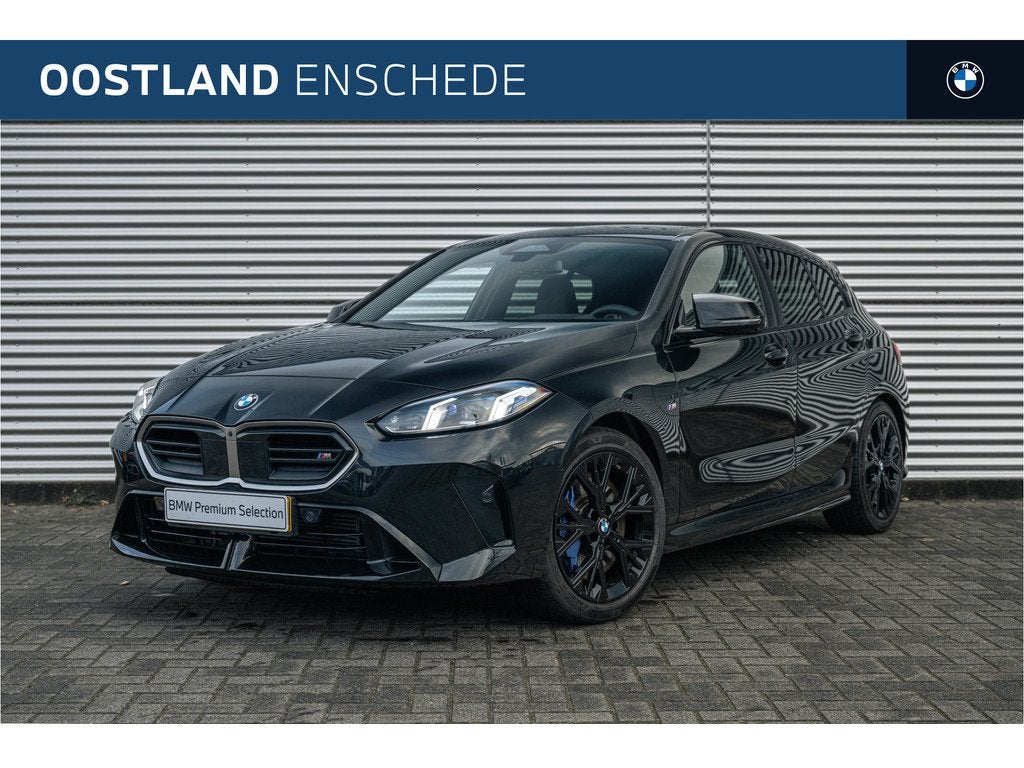 BMW 1 Serie M135 xDrive High Executive Automaat / Panoramada