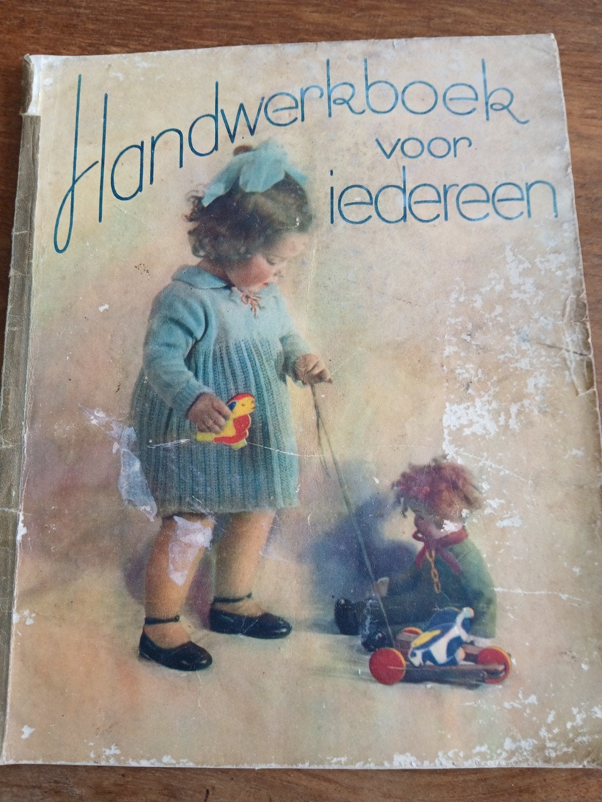 Handwerkboek voor iedereen.  .54 brei en haak patronen, Ophalen of Verzenden, Gelezen