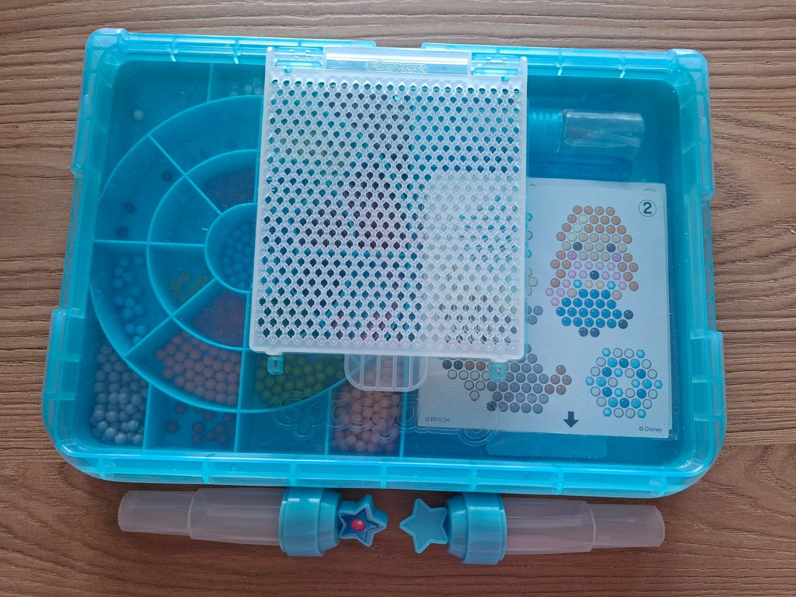 Aquabeads, Hobby en Vrije tijd, Ophalen of Verzenden, Zo goed als nieuw, Knutselmateriaal, Overige merken