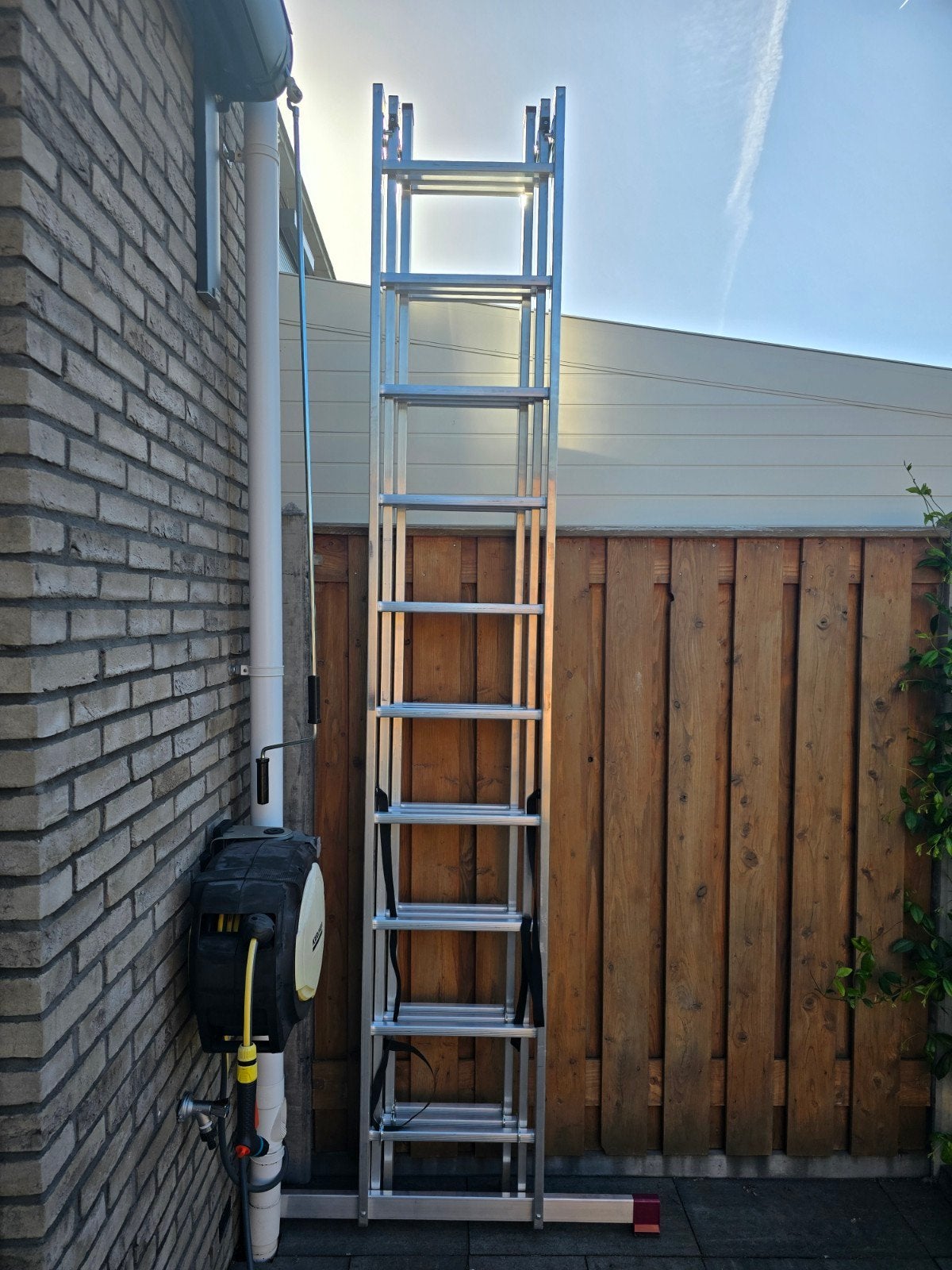 NIEUWE Ladder 7.69 meter werkhoogte.  3x10 treden, Doe-het-zelf en Verbouw, Ladders en Trappen, Ophalen, Nieuw, 4 meter of meer