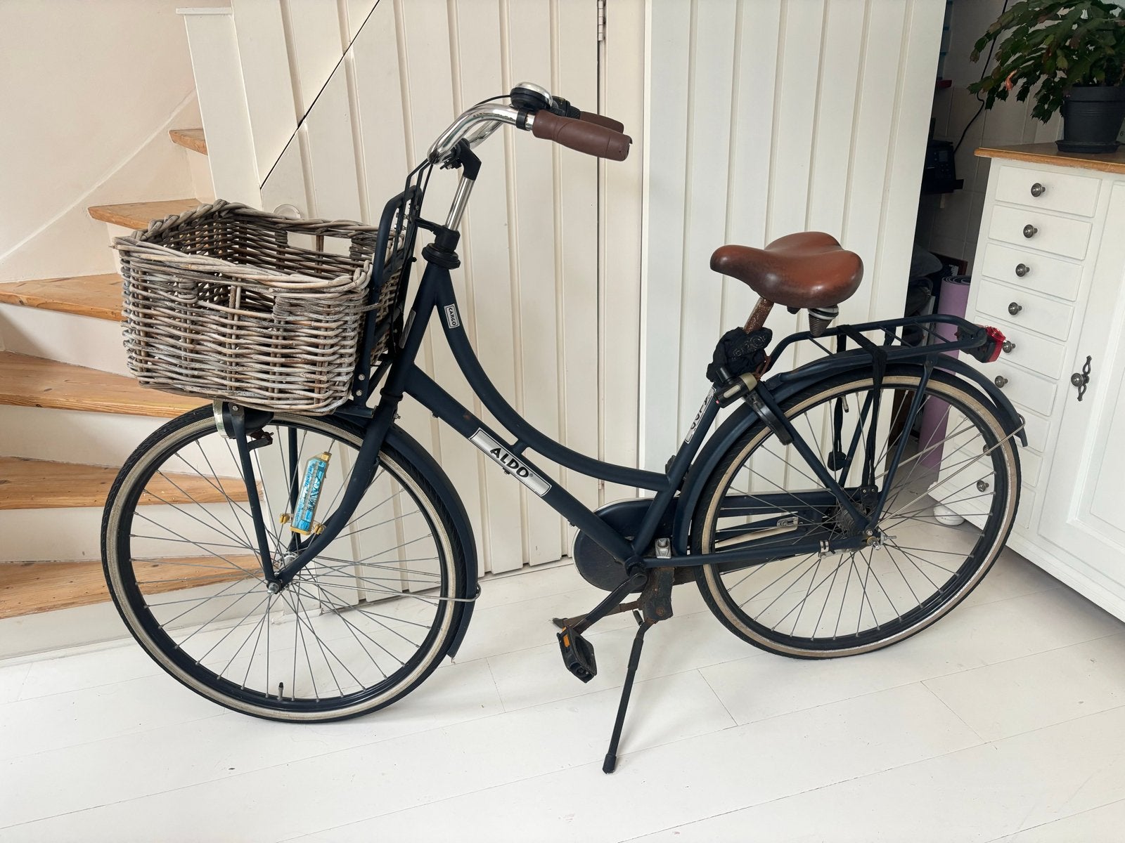 Aldo Cargo fiets met mand en versnellingen, Fietsen en Brommers, Gebruikt, Velgrem, (Extra) lage instap, 50 tot 53 cm