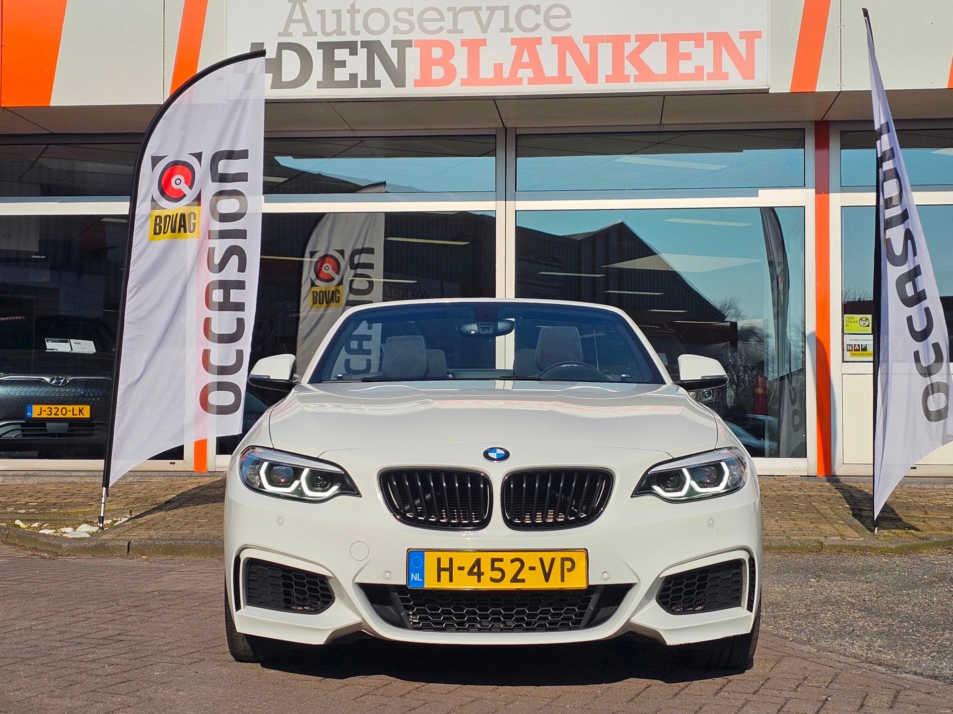 BMW 2-serie Cabrio 218i Executive Edition M Sport Automaat B, Auto's, Dealer onderhouden, Gebruikt, Euro 6, Cabriolet