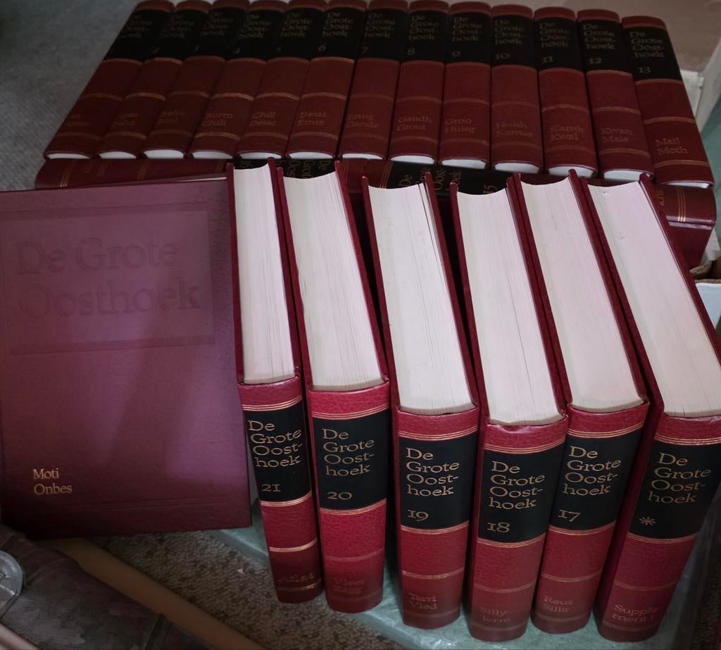 Complete serie De Grote Oosthoek Encyclopedie – 7e druk – 21, Ophalen, Zo goed als nieuw, Algemeen
