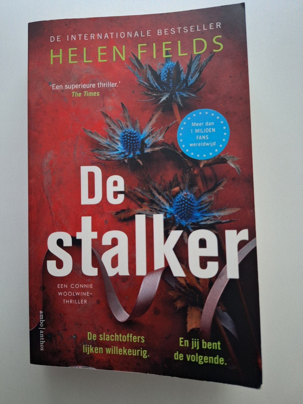 De Stalker - Helen Fields (Thriller), Boeken, Thrillers, Gelezen, Ophalen of Verzenden