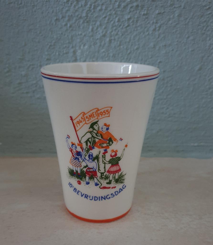 Bevrijdingsdagbeker 10 jaar, Ophalen of Verzenden