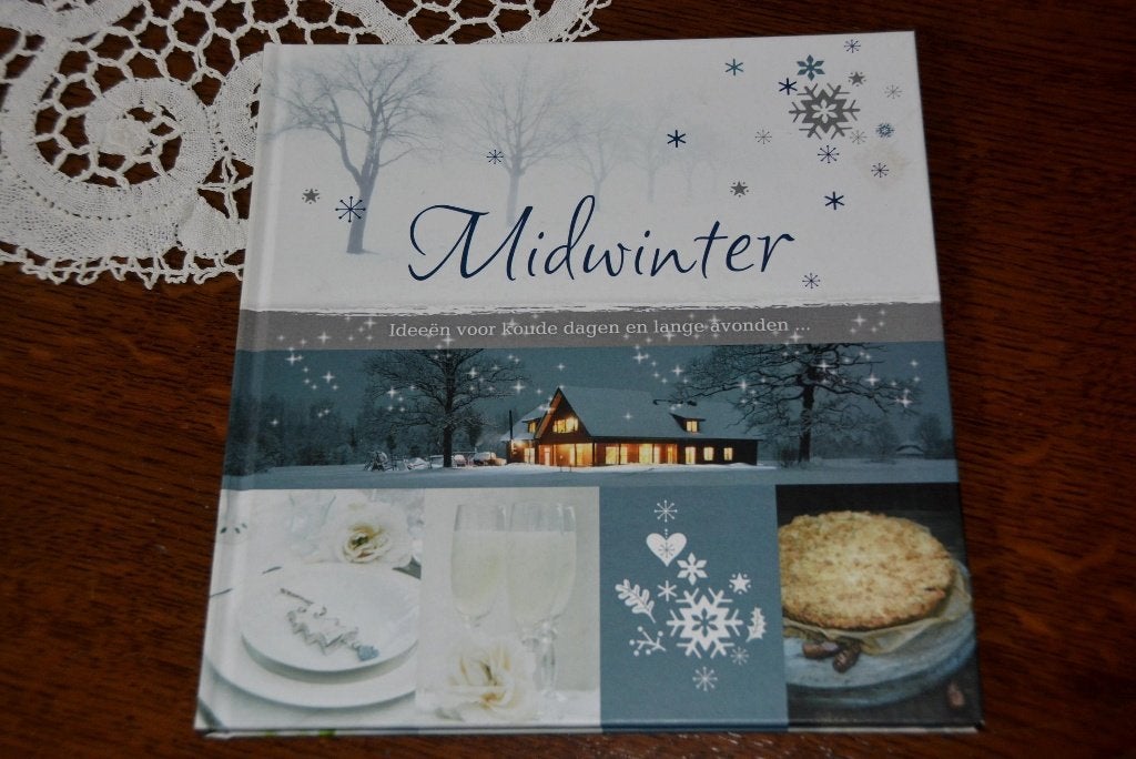 Boek Midwinter o.a. kerst, Ophalen of Verzenden, Gelezen