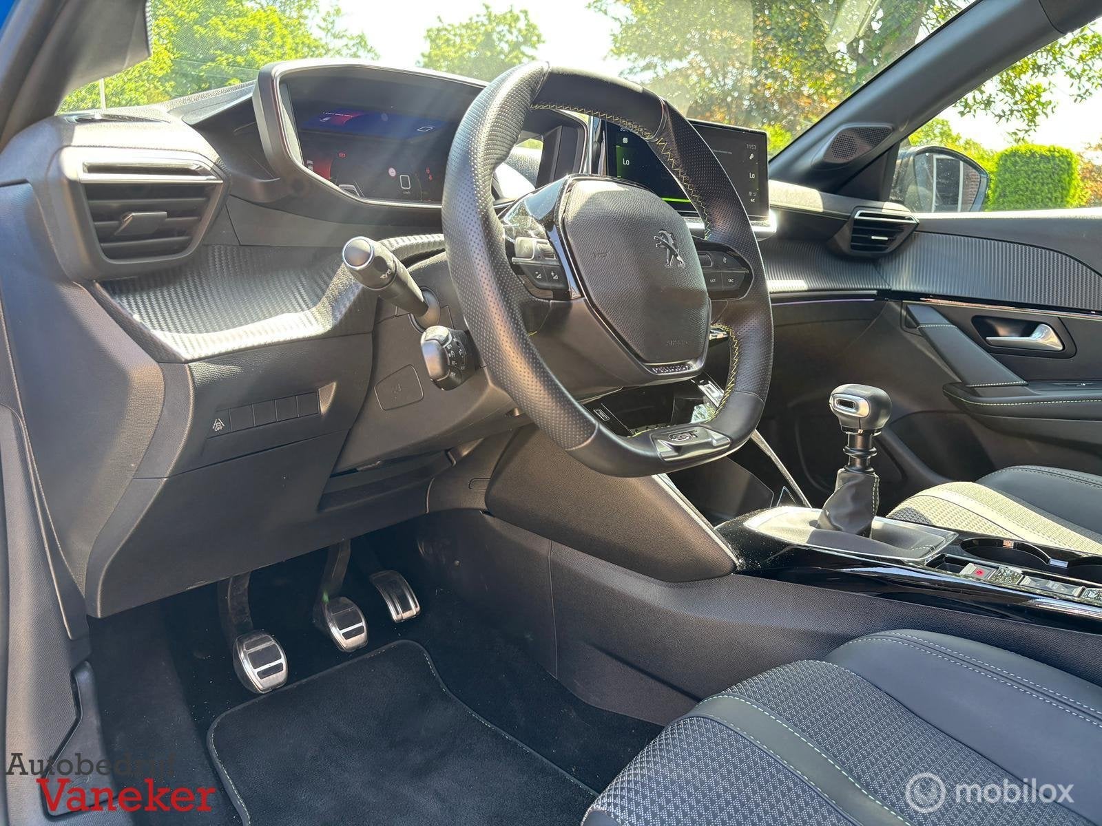 Peugeot 208 1.2 PureTech GT Pack|Vertigo Blue|Carplay|Camera, Auto's, Voorwielaandrijving, 101 pk, Gebruikt, Blauw