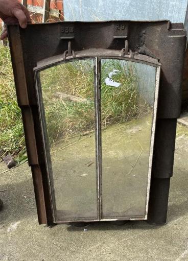 Gietijzer dakraam, Doe-het-zelf en Verbouw, Glas en Ramen, Ophalen, Gebruikt, Minder dan 80 cm, Minder dan 80 cm