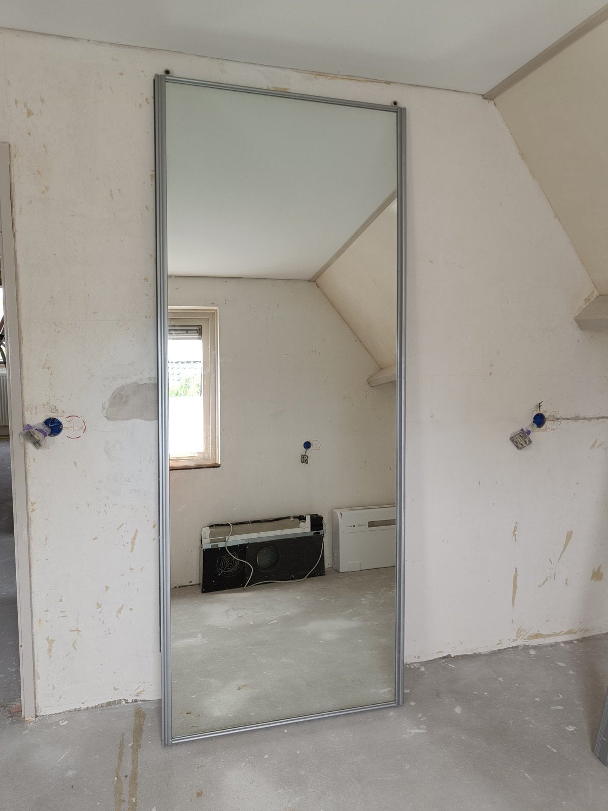 Spiegeldeur met ophangsysteem, 235x93,5 cm, Doe-het-zelf en Verbouw, Ophalen, Binnendeur, Minder dan 200 cm
