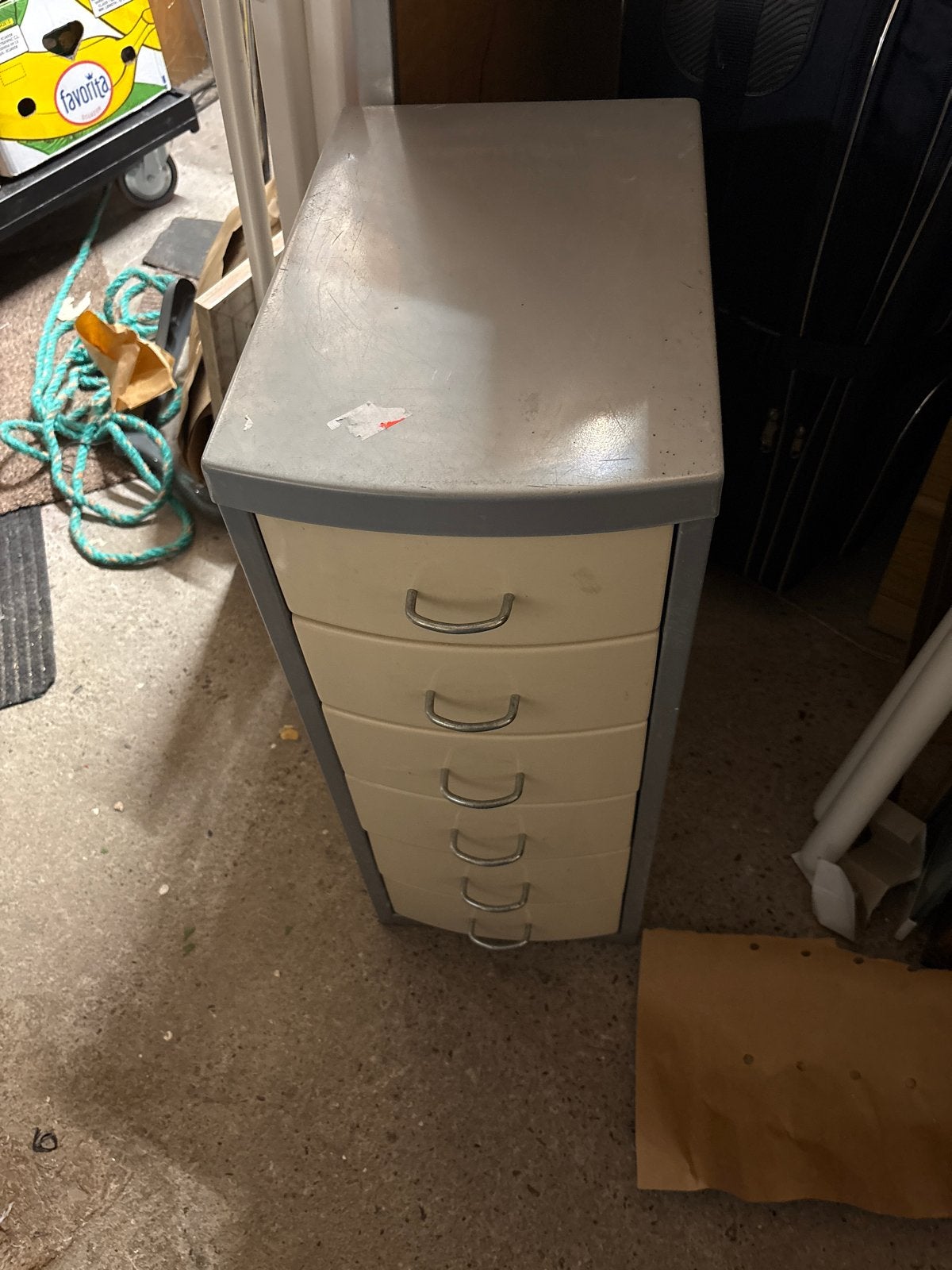 Metalen Ladenkast met 5 lades - Grijs/Beige, Huis en Inrichting, Kasten | Ladekasten, Ophalen, Gebruikt, 5 laden of meer, 100 tot 150 cm