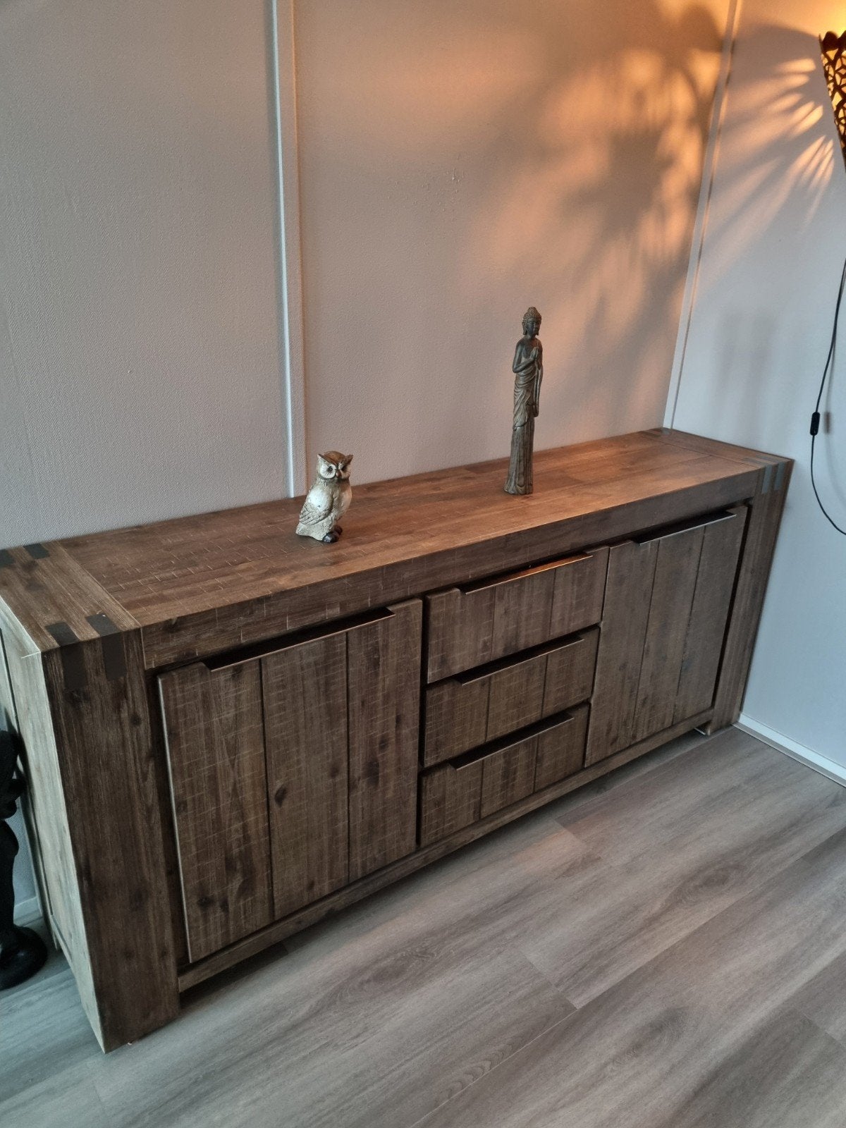 Robuust houten dressoir met lades en deuren., Ophalen, Gebruikt, 150 tot 200 cm, Met lade(s)