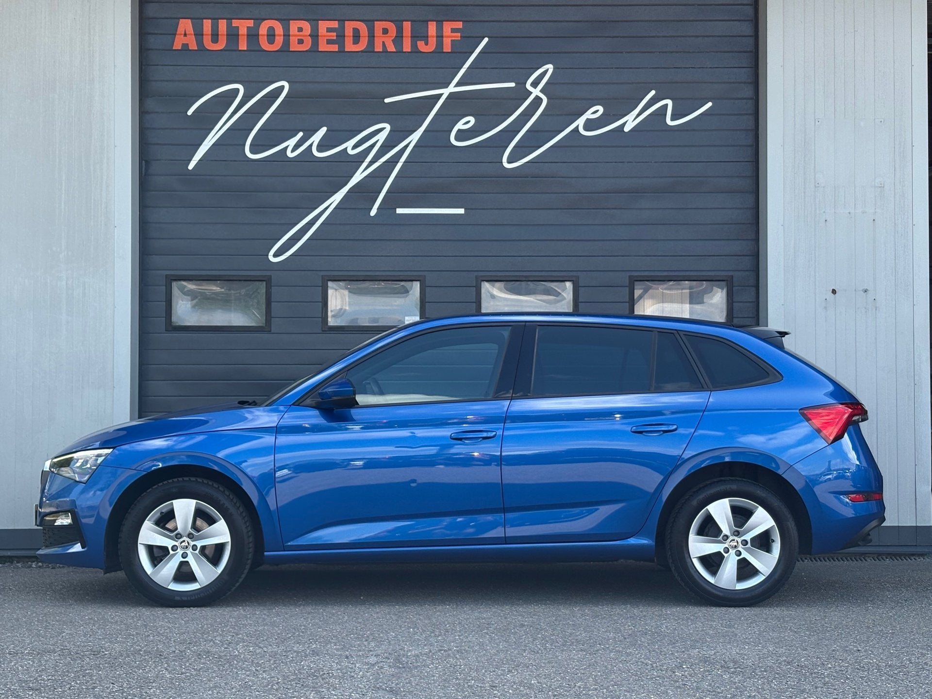 Skoda Scala 1.0 TSI Sport Business|Pano|Trekhaak|Full led, Auto's, Voorwielaandrijving, Scala, Gebruikt, Bluetooth