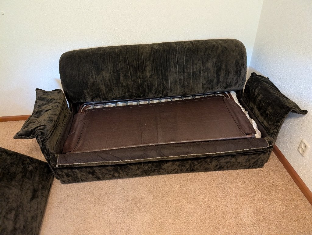 Slaapbank / Sleeping Couch - 140x200cm, Ophalen, Gebruikt, Bruin, Tweepersoons