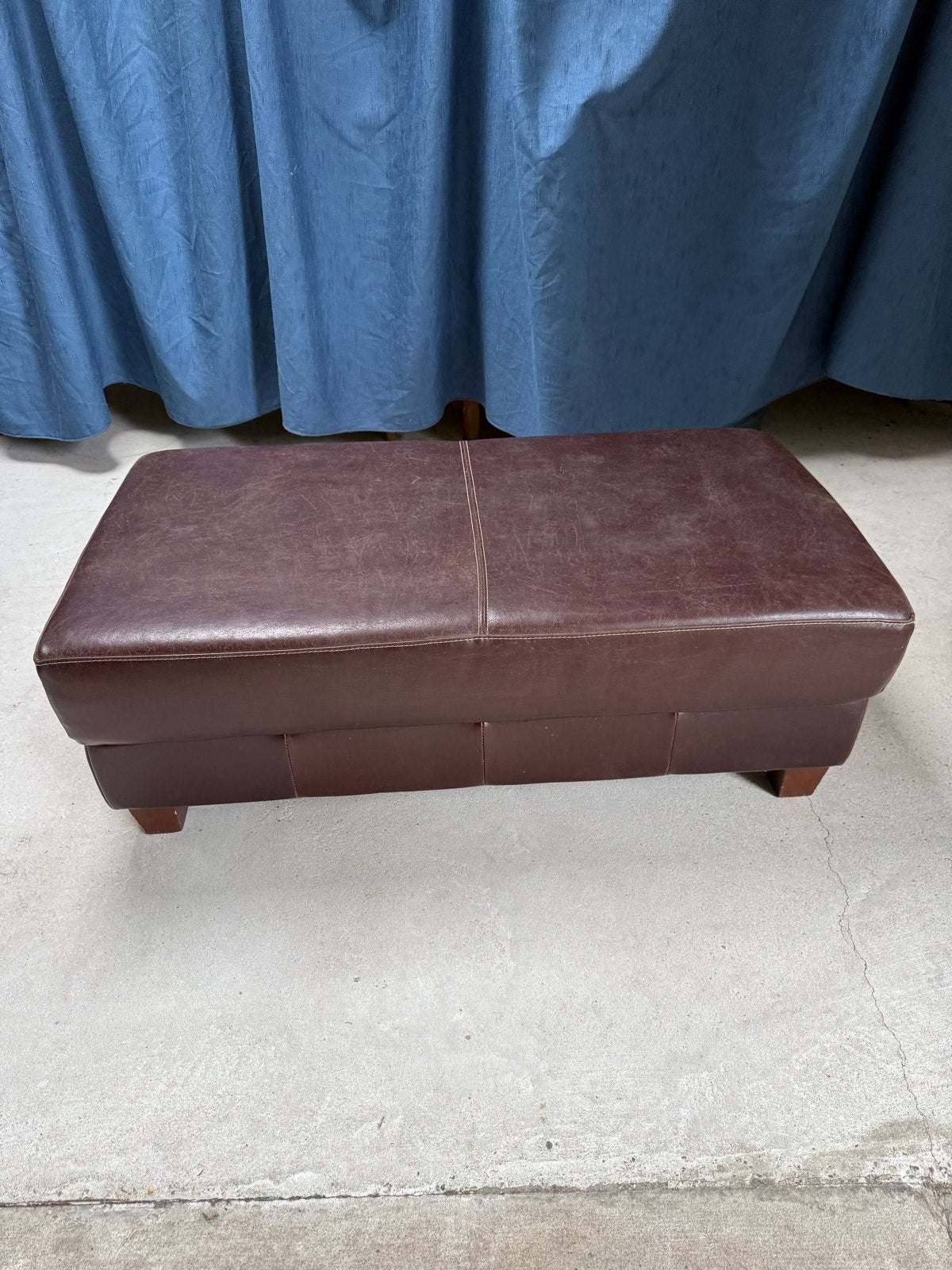 Bruine leren poef / hocker / voetenbank - Gebruikt, Ophalen, Gebruikt, 100 tot 125 cm, Leer