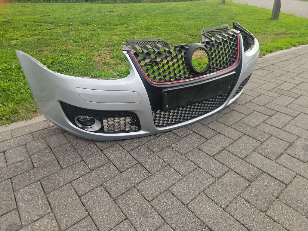 VOORBUMPER GOLF 5 GTI, Auto-onderdelen, Niet ingevuld, Gebruikt, Niet ingevuld, Ophalen of Verzenden