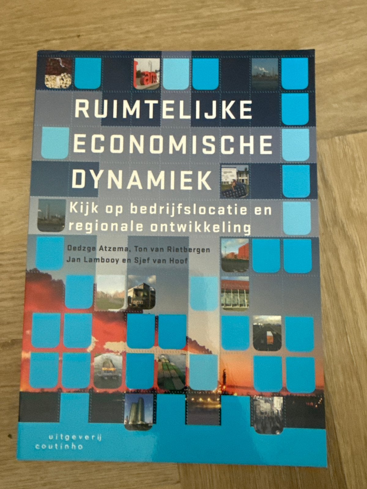 Ruimtelijke Economische Dynamiek - Bedrijfslocatie, Ophalen of Verzenden, Gamma, Zo goed als nieuw, HBO